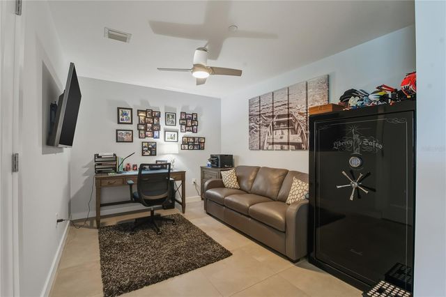 920 N OSCEOLA AVENUE 307, Clearwater, FL 33755