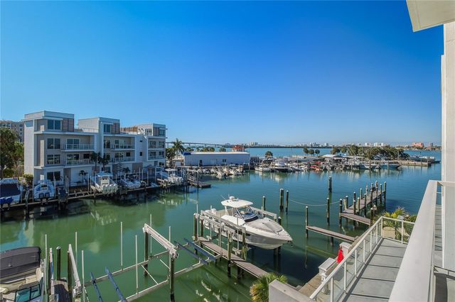 920 N OSCEOLA AVENUE 307, Clearwater, FL 33755