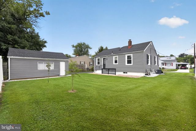 32 STANFORD RD, Cherry Hill, NJ 08034