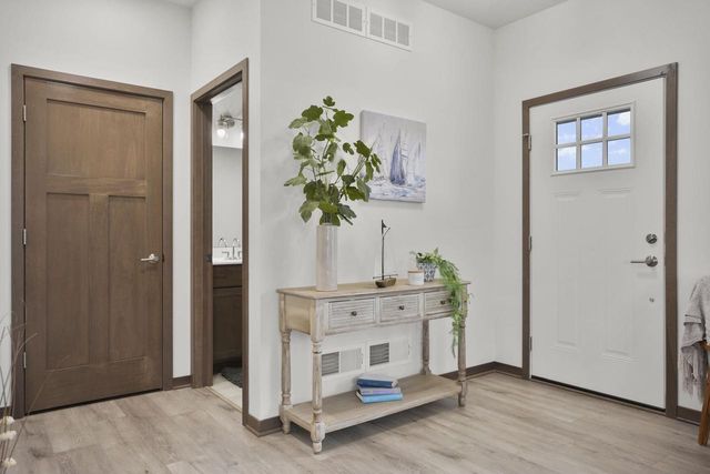 213 Lillehammer Lane, Mount Horeb, WI 53572