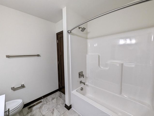 213 Lillehammer Lane, Mount Horeb, WI 53572