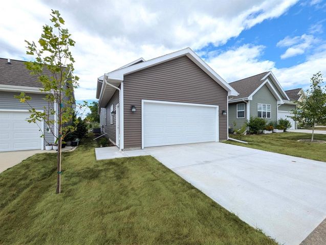 213 Lillehammer Lane, Mount Horeb, WI 53572