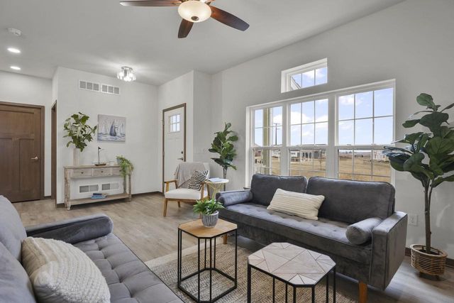 213 Lillehammer Lane, Mount Horeb, WI 53572