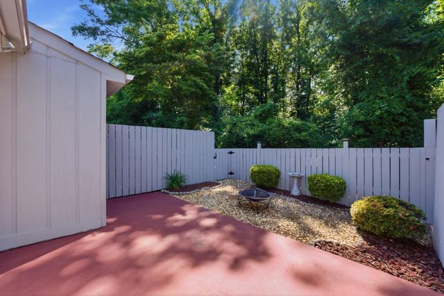 3818 Thrushwood Drive, Chattanooga, TN 37415