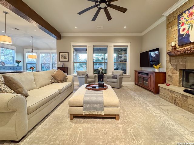 120 AUTUMN RIDGE, Boerne, TX 78006