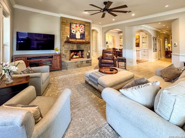 120 AUTUMN RIDGE, Boerne, TX 78006