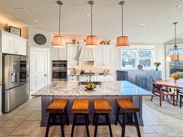 120 AUTUMN RIDGE, Boerne, TX 78006