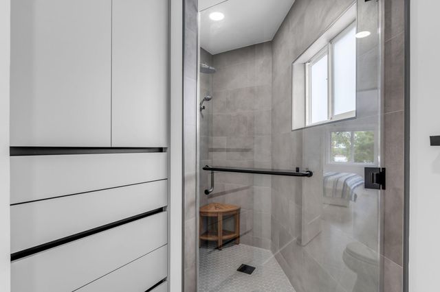 2 Sexton Cove Road, Key Largo, FL 33037