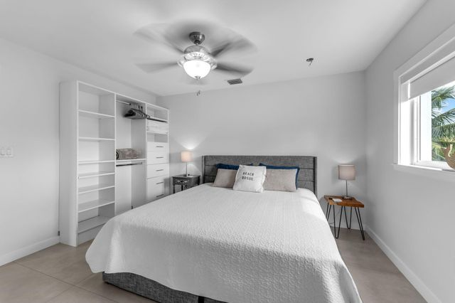 2 Sexton Cove Road, Key Largo, FL 33037