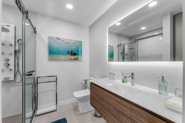 2 Sexton Cove Road, Key Largo, FL 33037