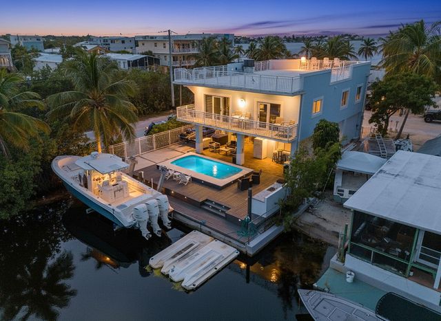2 Sexton Cove Road, Key Largo, FL 33037