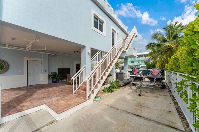 2 Sexton Cove Road, Key Largo, FL 33037