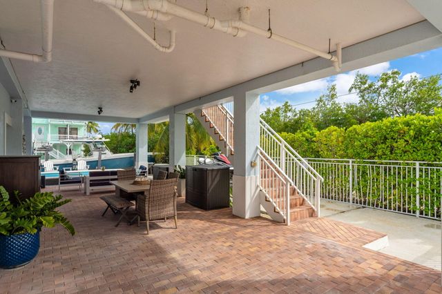 2 Sexton Cove Road, Key Largo, FL 33037