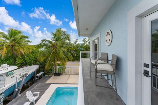 2 Sexton Cove Road, Key Largo, FL 33037