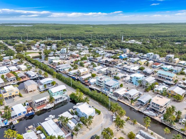 2 Sexton Cove Road, Key Largo, FL 33037