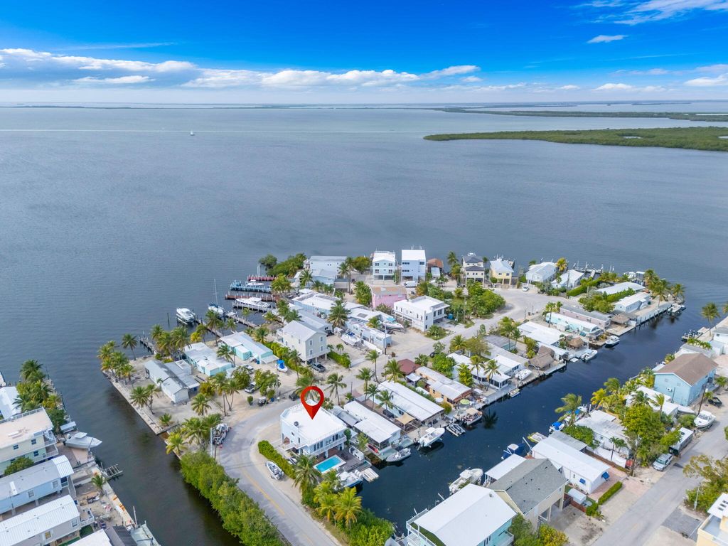 2 Sexton Cove Road, Key Largo, FL 33037