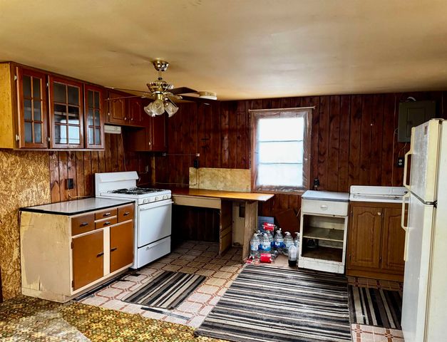 110 E Al Heiden Road, Harrison, MI 48625