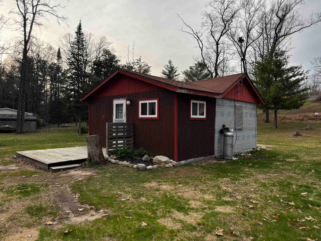 110 E Al Heiden Road, Harrison, MI 48625