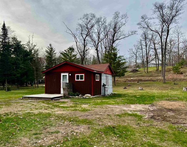 110 E Al Heiden Road, Harrison, MI 48625