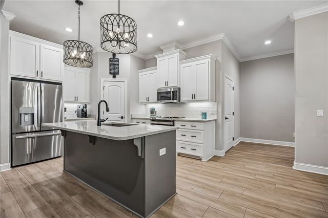 105 Sunset Drive, Woodbine, GA 31569