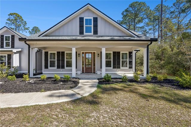105 Sunset Drive, Woodbine, GA 31569