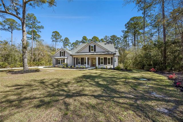 105 Sunset Drive, Woodbine, GA 31569