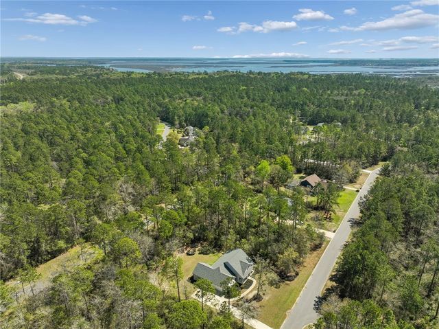 105 Sunset Drive, Woodbine, GA 31569