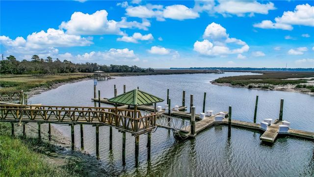 105 Sunset Drive, Woodbine, GA 31569