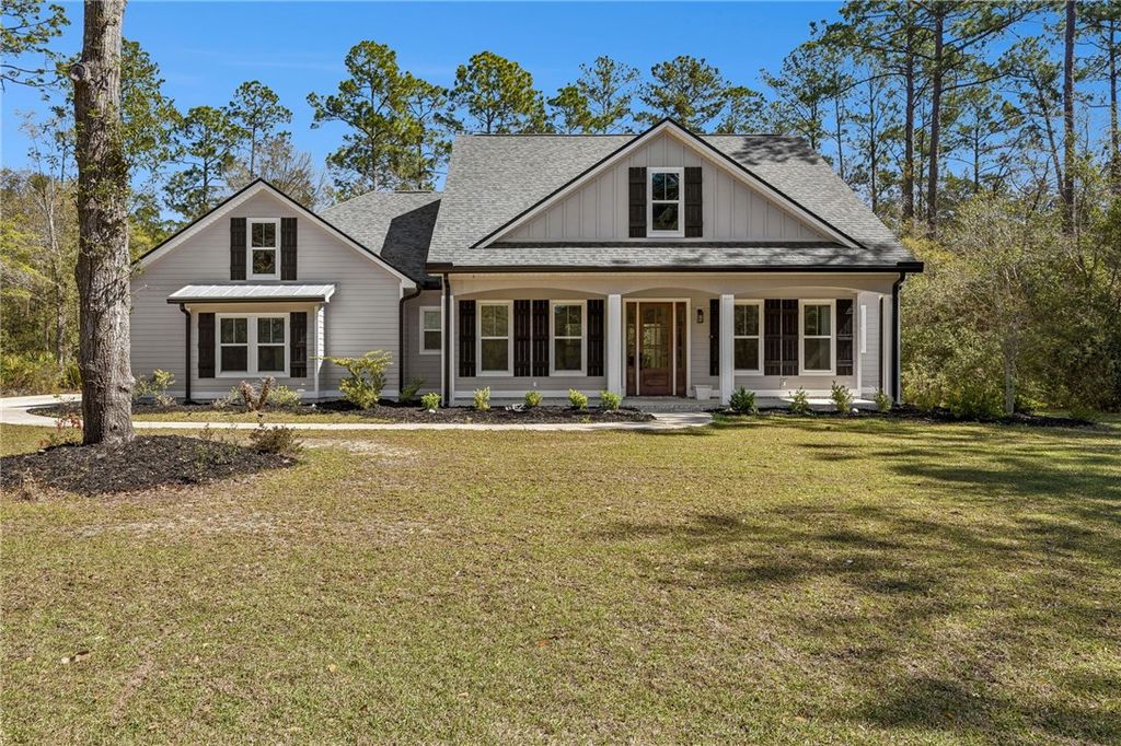 105 Sunset Drive, Woodbine, GA 31569
