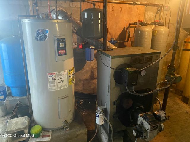 3909 NY 67, Hoosick, NY 12057