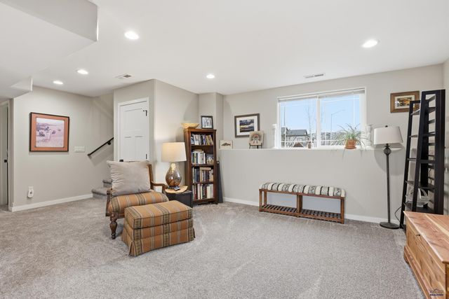 3709 BLACKPOWDER RD, Rapid City, SD 57703