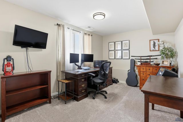 3709 BLACKPOWDER RD, Rapid City, SD 57703