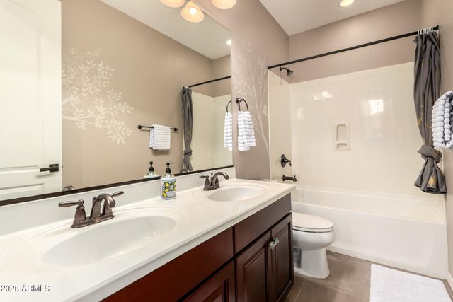 3843 E GIDEON Way, Gilbert, AZ 85296