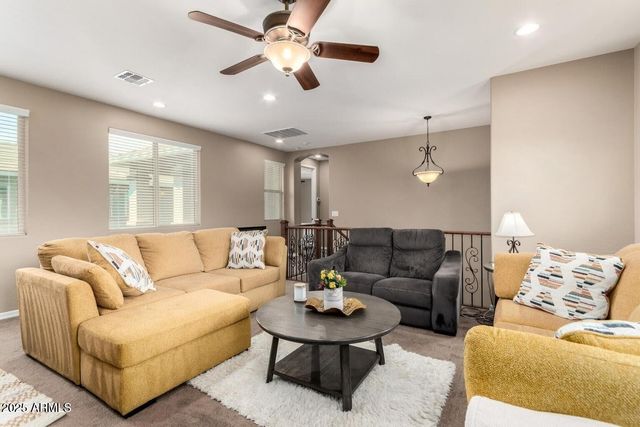 3843 E GIDEON Way, Gilbert, AZ 85296