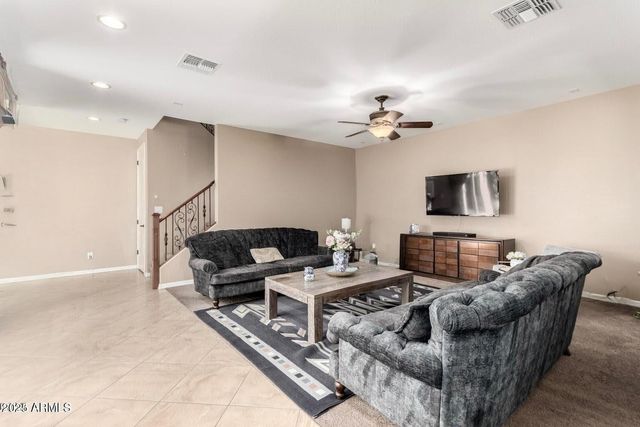 3843 E GIDEON Way, Gilbert, AZ 85296