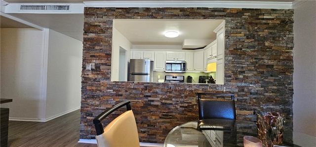 2965 Pharr Court South NW 316, Atlanta, GA 30305