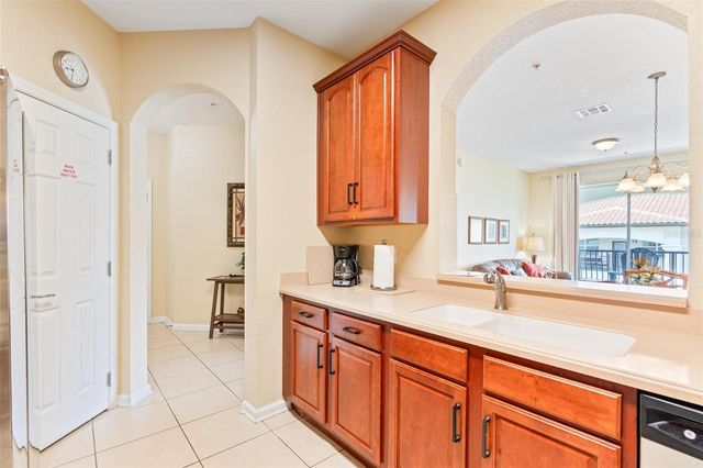 4024 BREAKVIEW DRIVE 402, Orlando, FL 32819