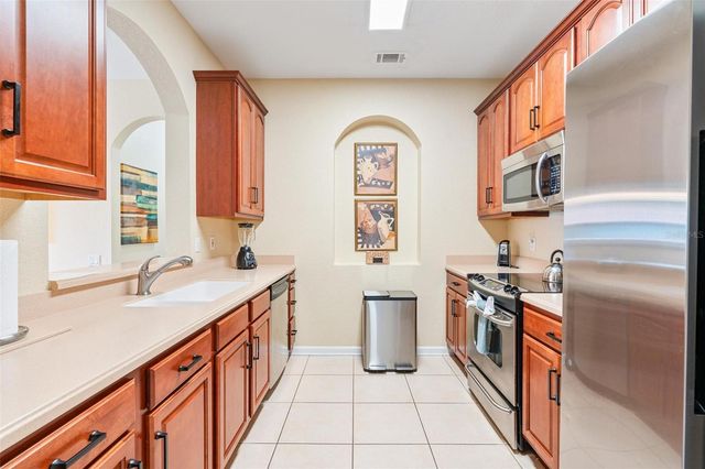 4024 BREAKVIEW DRIVE 402, Orlando, FL 32819