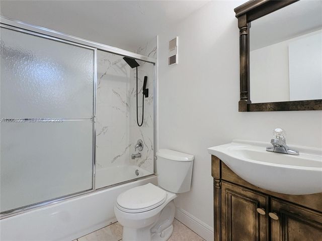 8550 N Sherman Cir 205, Miramar, FL 33025