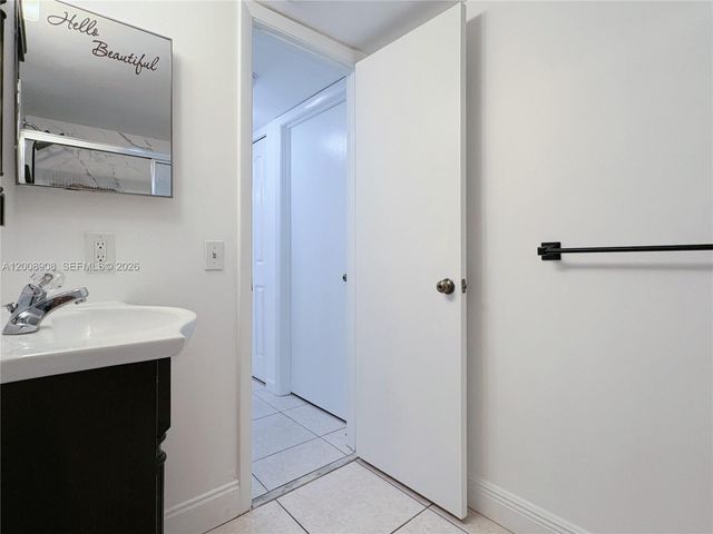 8550 N Sherman Cir 205, Miramar, FL 33025