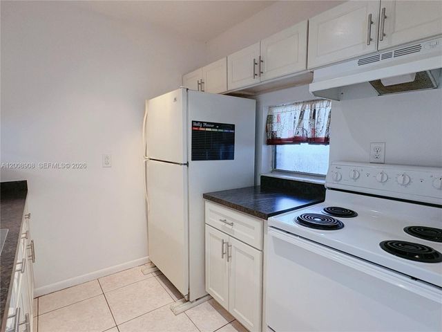 8550 N Sherman Cir 205, Miramar, FL 33025