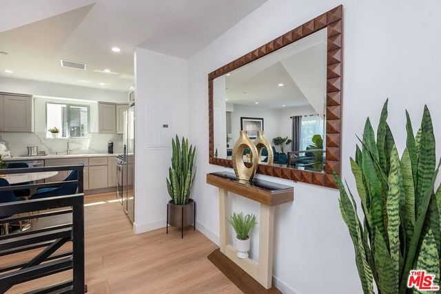 1151 S Ardmore Avenue, Los Angeles, CA 90006