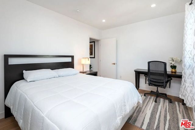 1151 S Ardmore Avenue, Los Angeles, CA 90006