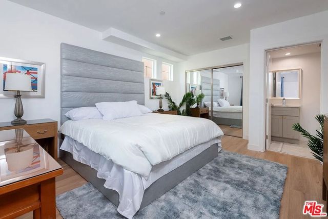 1151 S Ardmore Avenue, Los Angeles, CA 90006