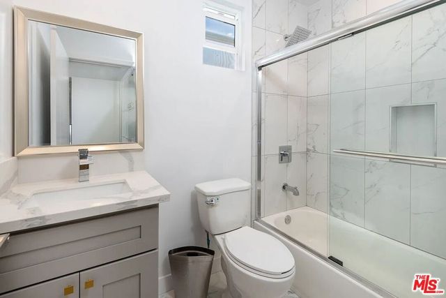 1151 S Ardmore Avenue, Los Angeles, CA 90006
