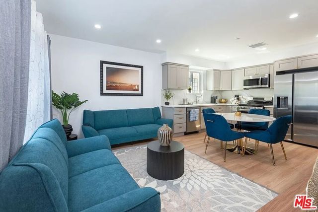 1151 S Ardmore Avenue, Los Angeles, CA 90006