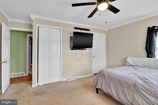 370 S HOOK RD, Pennsville, NJ 08070