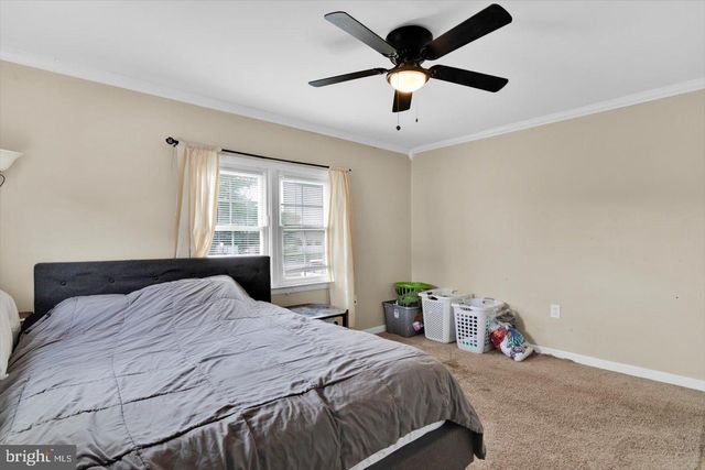 370 S HOOK RD, Pennsville, NJ 08070