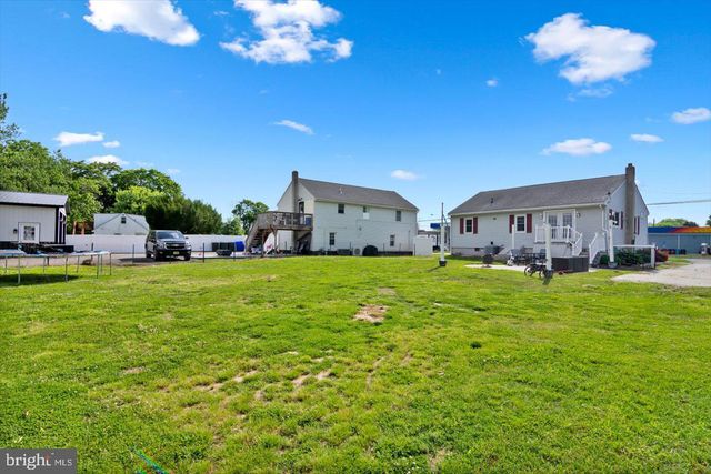 370 S HOOK RD, Pennsville, NJ 08070