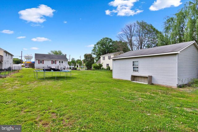 370 S HOOK RD, Pennsville, NJ 08070